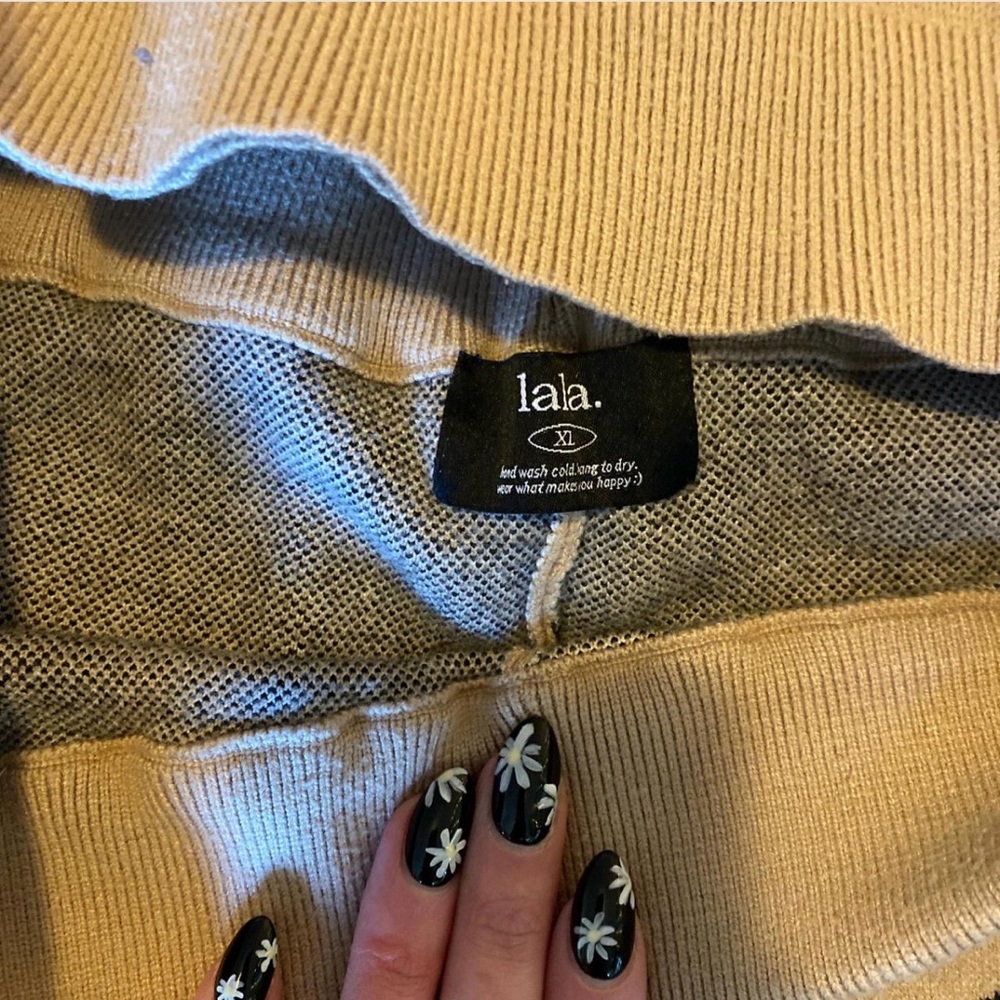 Dressed in LALA The Future Is Now Sweater & Shorts Set in Beige - XL - Picture 8 of 9